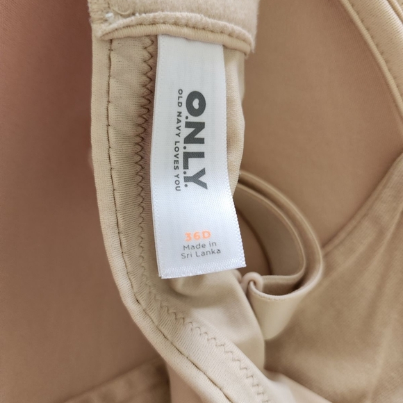 Nursing bras size 36D - Picture 7 of 12